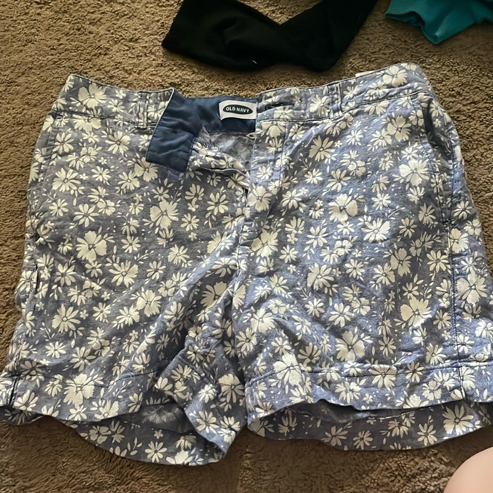 Floral pattern Jorts